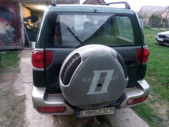 Nissan Terrano 2 - 3