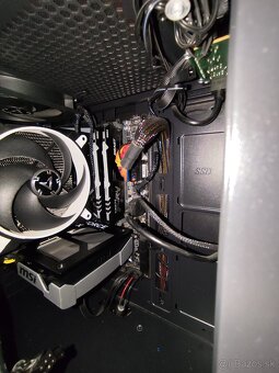 Kingstone FURY Beast RGB 3600 MHz 16GB KIT CL17 - 3