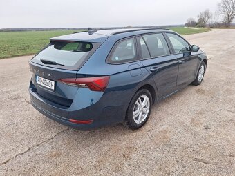 Škoda Octavia kombi 2.0 TDI SCR Ambition DSG - 3