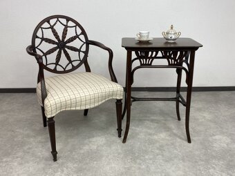 Elegantné kreslo v štýle Hepplewhite - 3