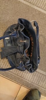 Modrá dámska kabelka - 3