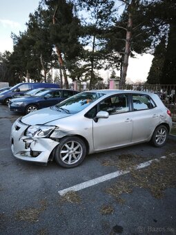 Toyota Auris 1,4D D-4D 66kw 2007 - 3