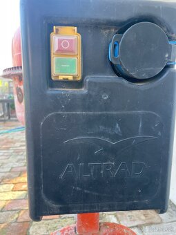 Predám miešačku Altrad 120l 240V - 3