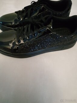 Čierne lesklé tenisky - 3