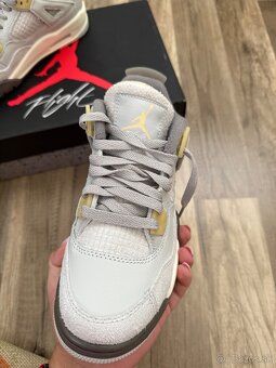 Originál AIR Jordán 4 retro - 3