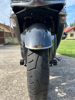 Kawasaki GTR 1400 Akrapovic - 3