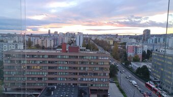 Prenájom 2 iz.Kaštielska ul. Perla Ružinova zariadený BA II - 3