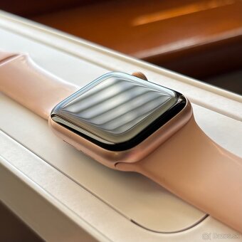 Apple Watch 5 40mm - 3