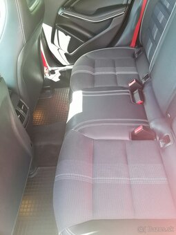 Mercedes GLA - 3