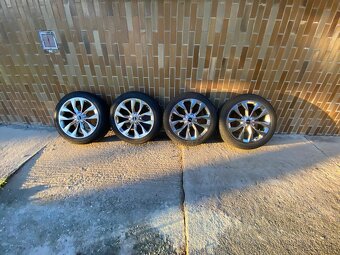 255/45 R20 zimné komplety originál Kia Sorento 4 - 3