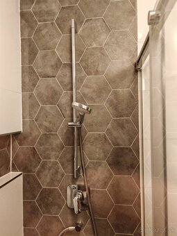 Marazzi hexagon- sivá dlažba - betón - 3
