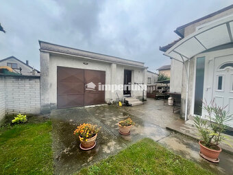 Na predaj 4 - izbový rodinný dom v obci Kalinkovo . - 3