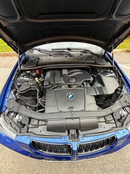 Bmw e90 320i - 3