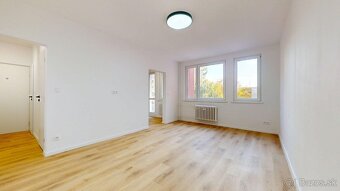 3-izbový byt po kompletnej rekonštrukcii na Púpavovej ulici, - 3