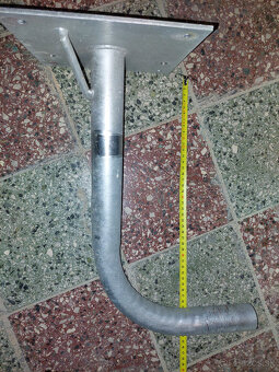 Konzola satelitnej paraboly - 3