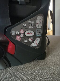 Predám detskú autosedačku BRITAX - 3