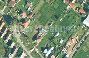 Predaj rovinatého slnečného pozemku v obci Pohronská Polhora - 3