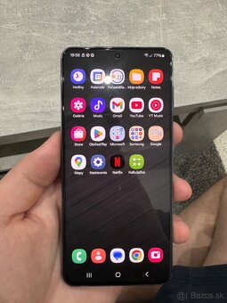 Predám v 100% stave Samsung Galaxy S21 5G 128GB - 3