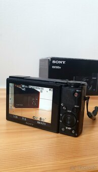 Sony Cyber-shot RX100 IV - 3