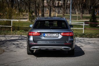 All-Terrain E 220d 4matic Airmatic 9G-Tronic, Multibeam, HUD - 3