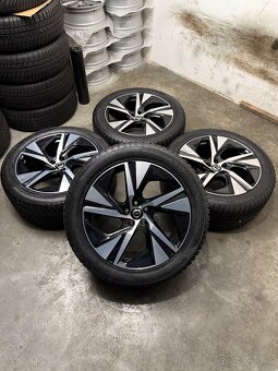Nepoužitá zimná sada Volvo XC90 - 5x108 R20 , 275/40/20 - 3