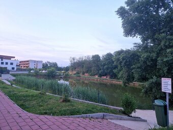 NOVOSTAVBA 3-izb. bytu s veľkým balkónom vo VILADOME v Senci - 3