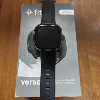 Predám Fitbit Versa 4 - 3