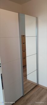 Šatníková skriňa - 3