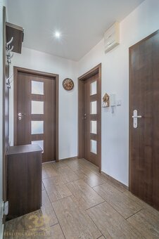 Na predaj kompletne zrekonštruovaný 3-izbový byt s balkónom - 3