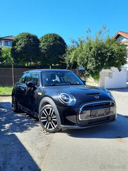 Predám  Mini Cooper E SE Elektro 184 Koní 2021 - 3
