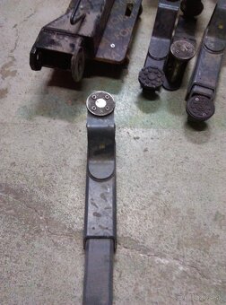 DVOJSTLPOVY ZDVIHAK ZN.MAHA - 3 T  - NEMECKY. - 3