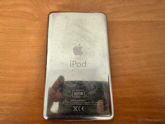 iPod Classic 5th Gen 30GB - 3
