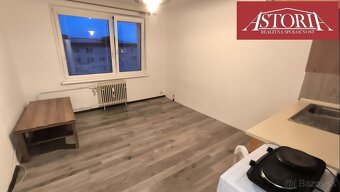 Garsónka -300€ - Martin - SEVER - PRENÁJOM - 3