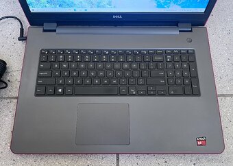 Dell Inspiron / AMD A8-7410 / 8GB RAM / 256GB SSD / 17.3" - 3