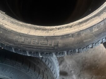 Zimné pneu PIRELLI SOTTOZERO 215/45 R18 93V - 3