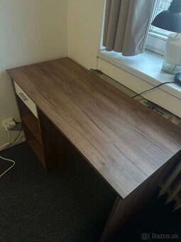 Pracovný stôl - 3