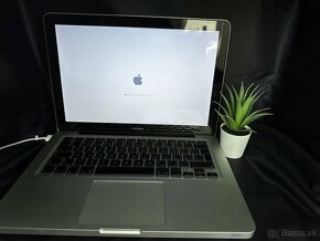   MacBook Pro 13 hliníkový koniec roka 2008 - 3