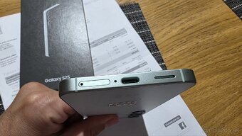 Samsung Galaxy S25 12/256GBnový,dual SIM - 3