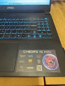MSI Cyborg 15 - 3