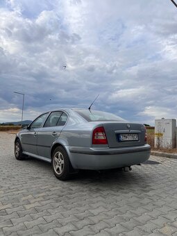 Škoda Octavia 1.6 Benzín 74kW - 3