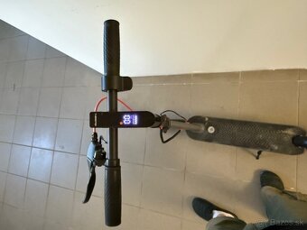 Elektrická kolobežka GoGen Voyager 350w n - 3