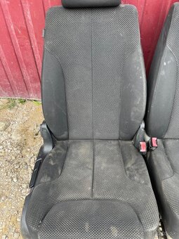 Predám sedačky Volkswagen Passat B6 Variant - 3