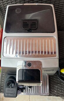 Automatický kávovar Delonghi Dinamica - 3