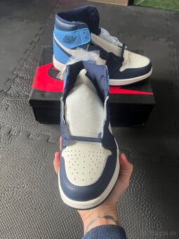 Nike Air Jordan 1 Obsidian - 3