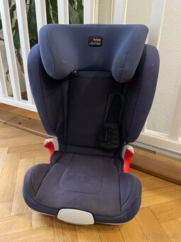 Autosedačka Britax Romer Kidfix 15-36kg - 3