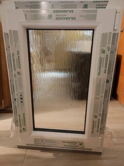 2 biele plastové okná SALAMANDER 57cmx87cm - 3