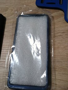 Puzdro na mobil - 3