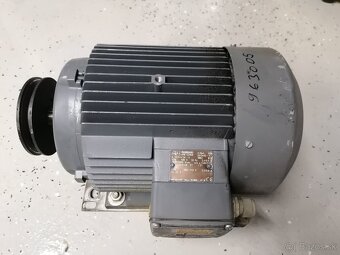 Predám elektromotor Lohner - 3