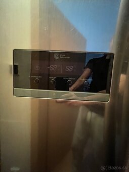 Predám americkú chladničku LG (Side by Side). - 3