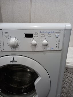 Úzka automatická práčka - 3